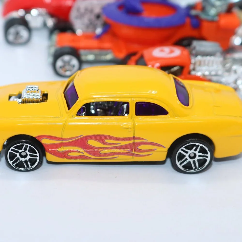 Hot Wheels lot of 7 all cool rides fresh out of blister packs